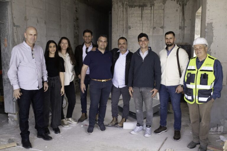 בן סרוק מסיבת גמר