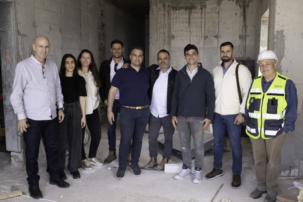 בן סרוק מסיבת גמר